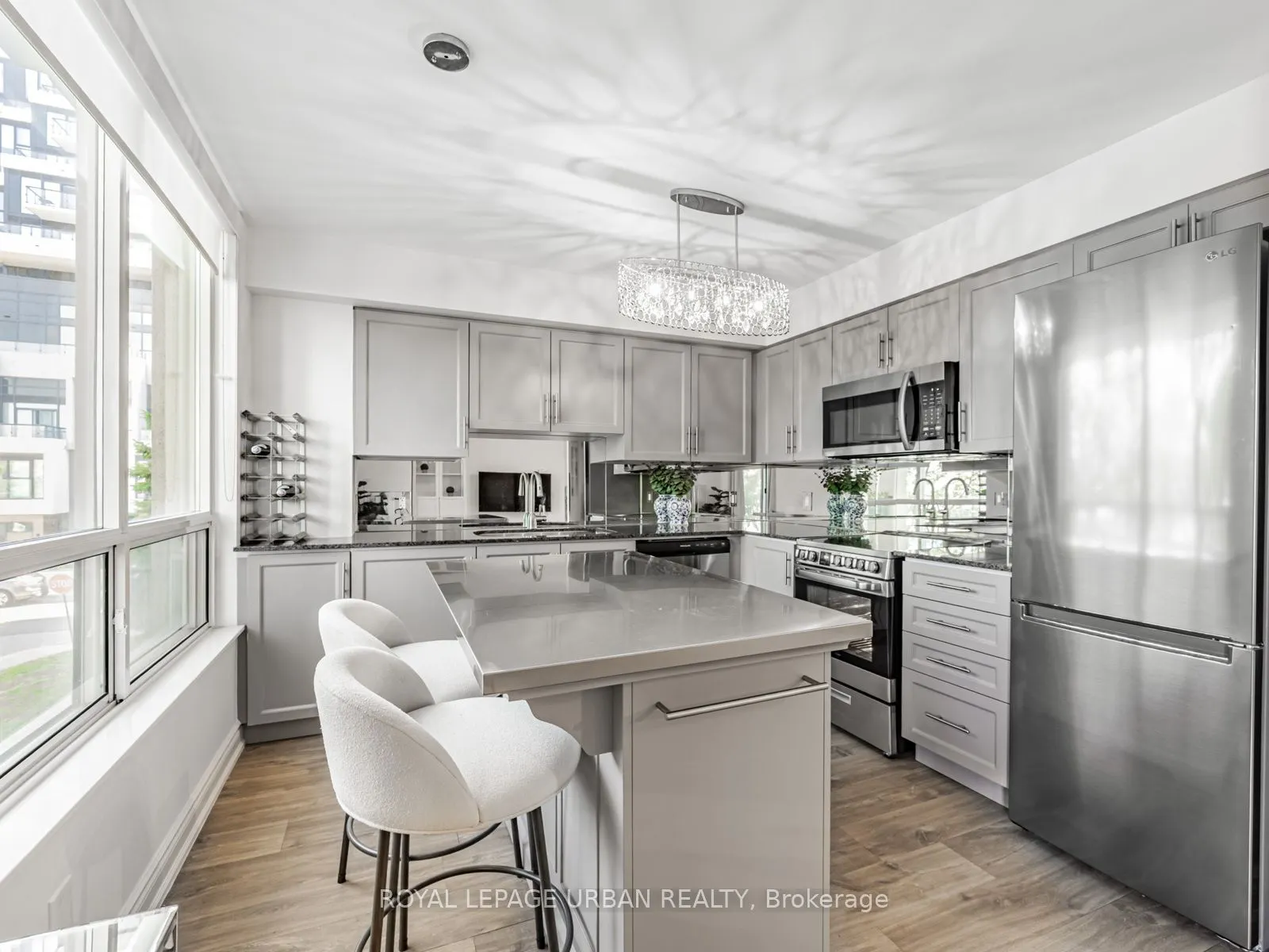 1103 Leslie Street #202