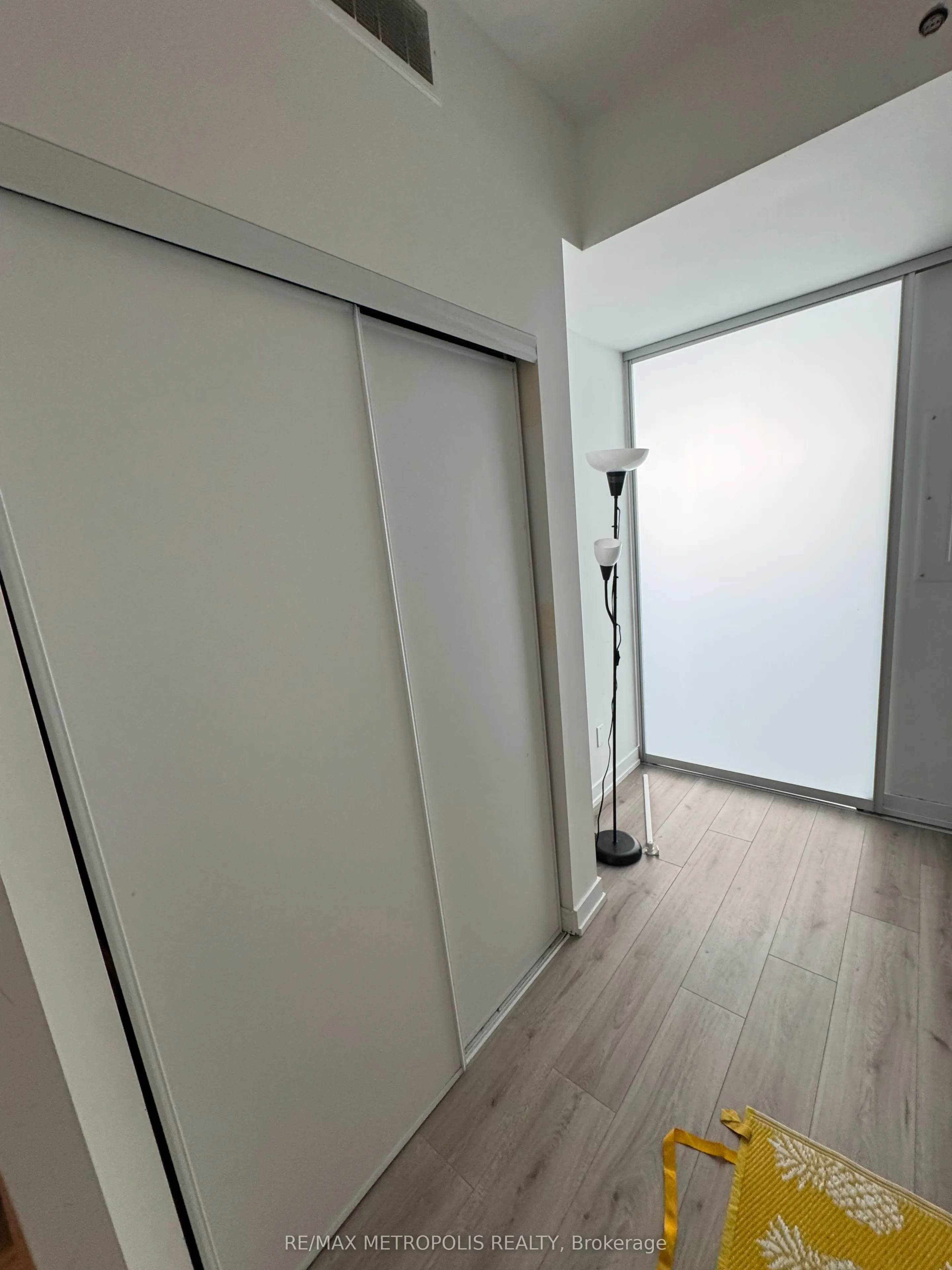 871 Sheppard Avenue W, #42