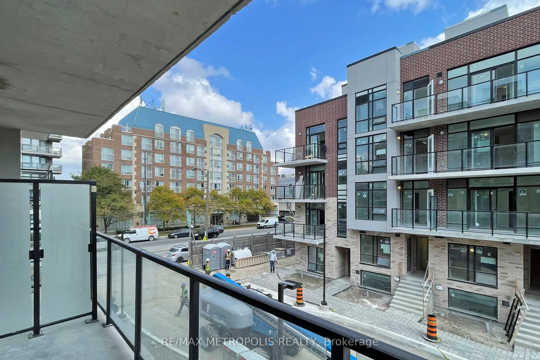 871 Sheppard Avenue W, #42