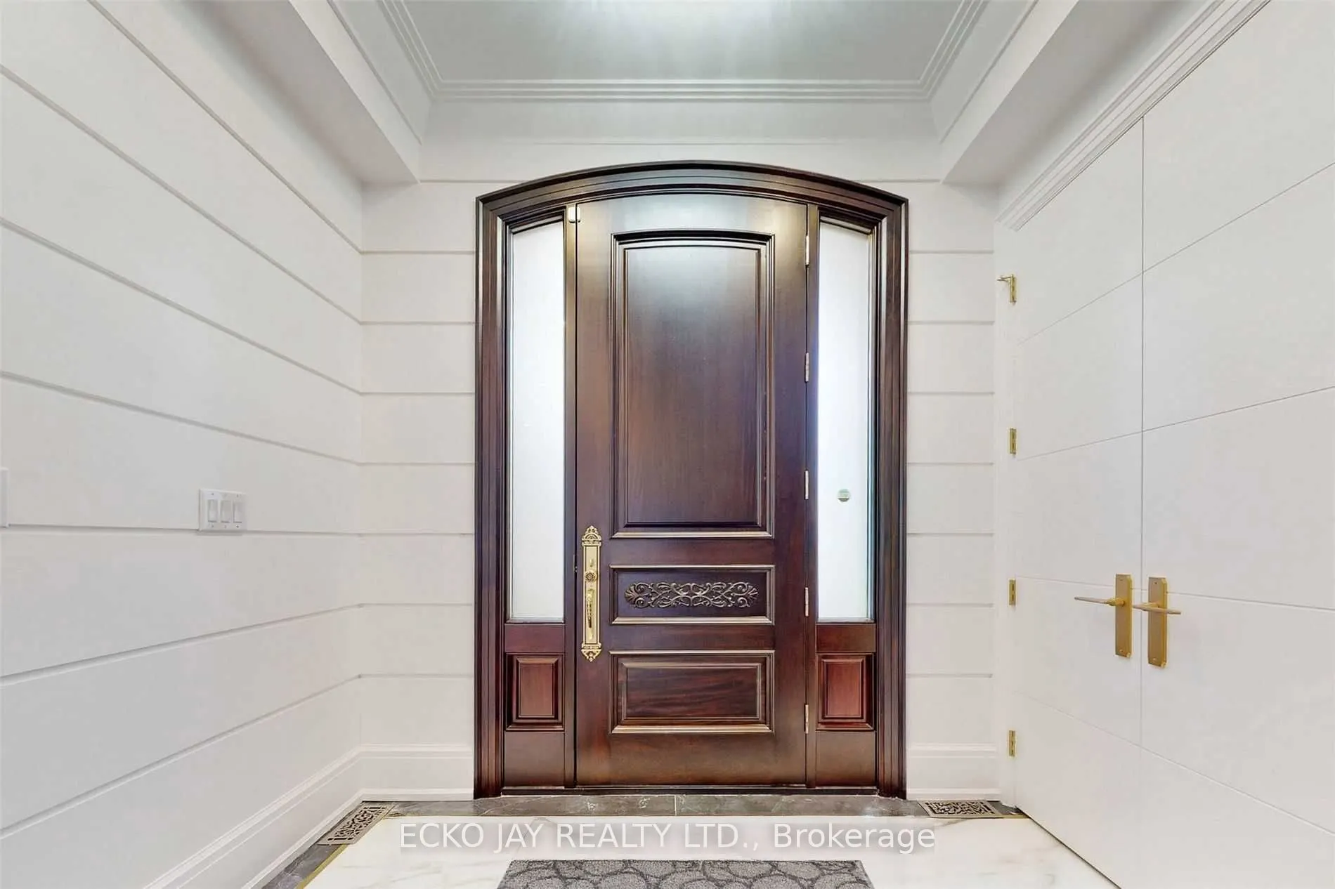 10 Jocelyn Crescent