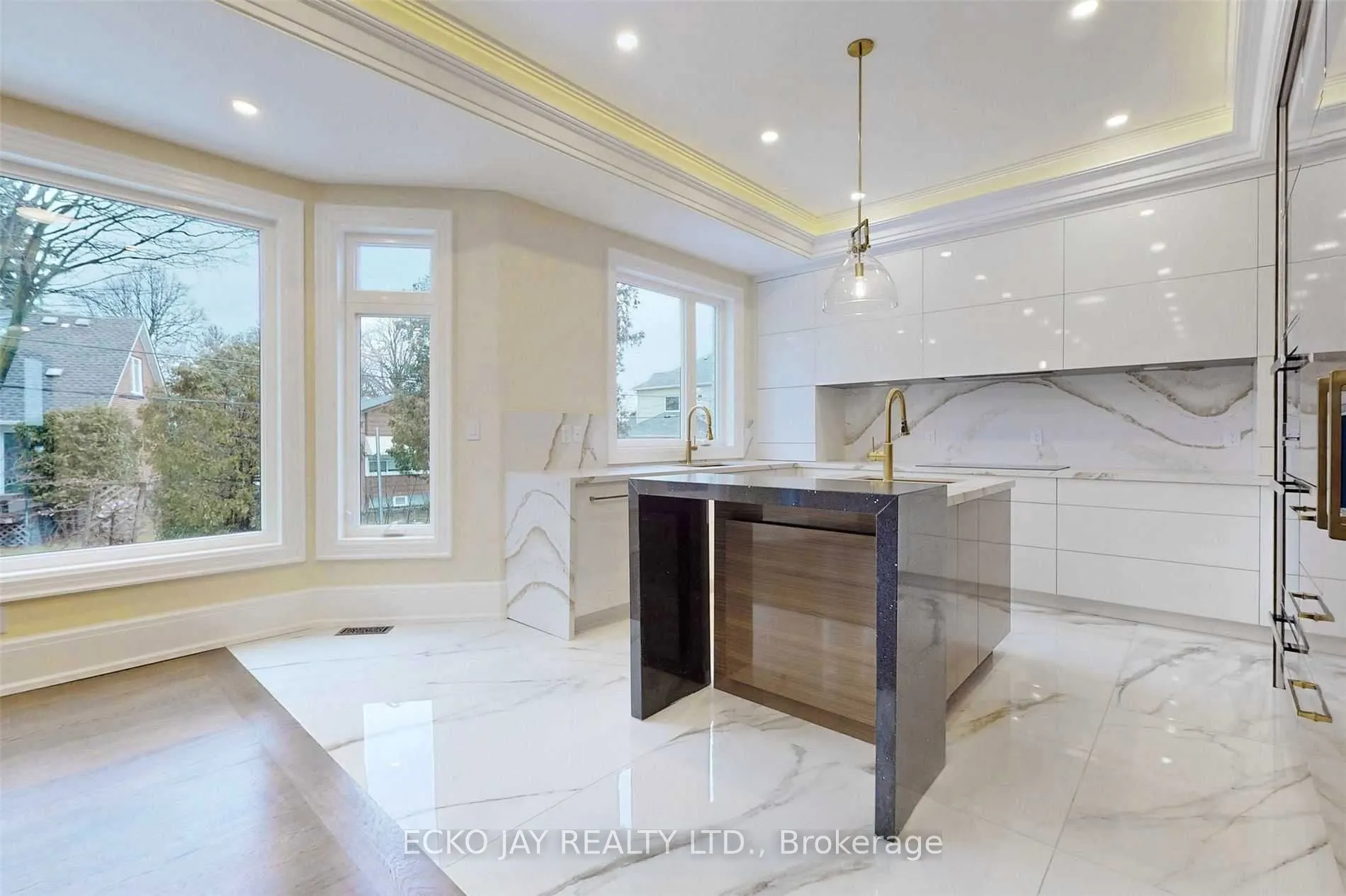 10 Jocelyn Crescent