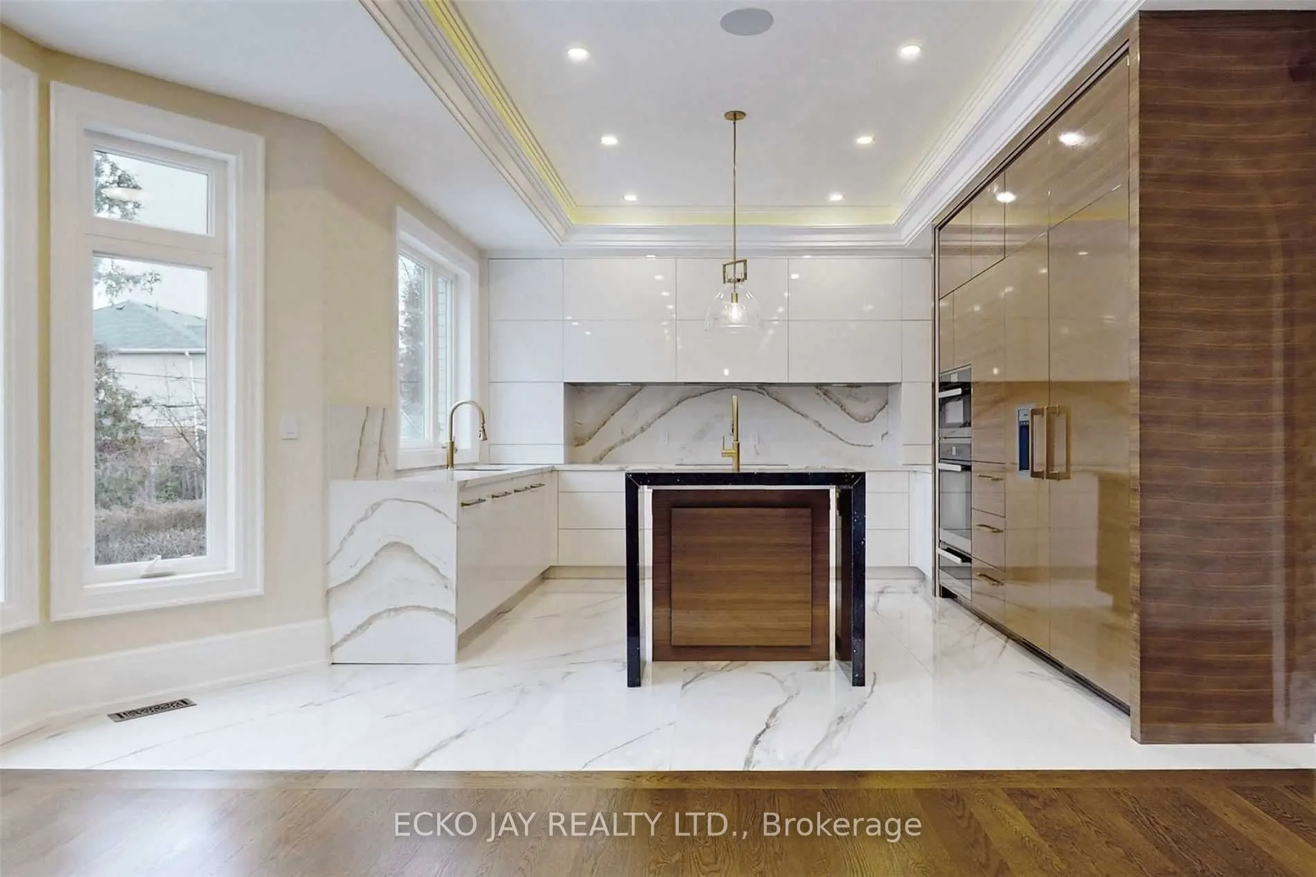 10 Jocelyn Crescent