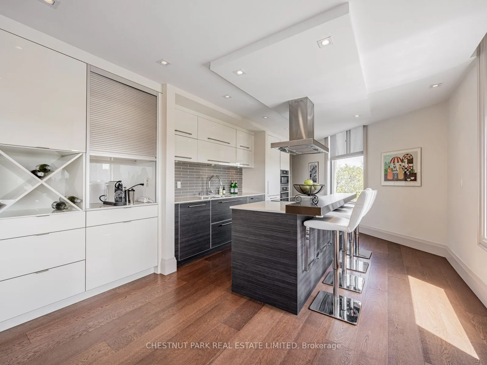 423 Avenue Road #8