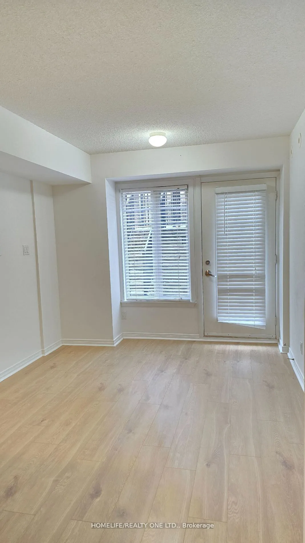 21 Pirandello Street E, #1212