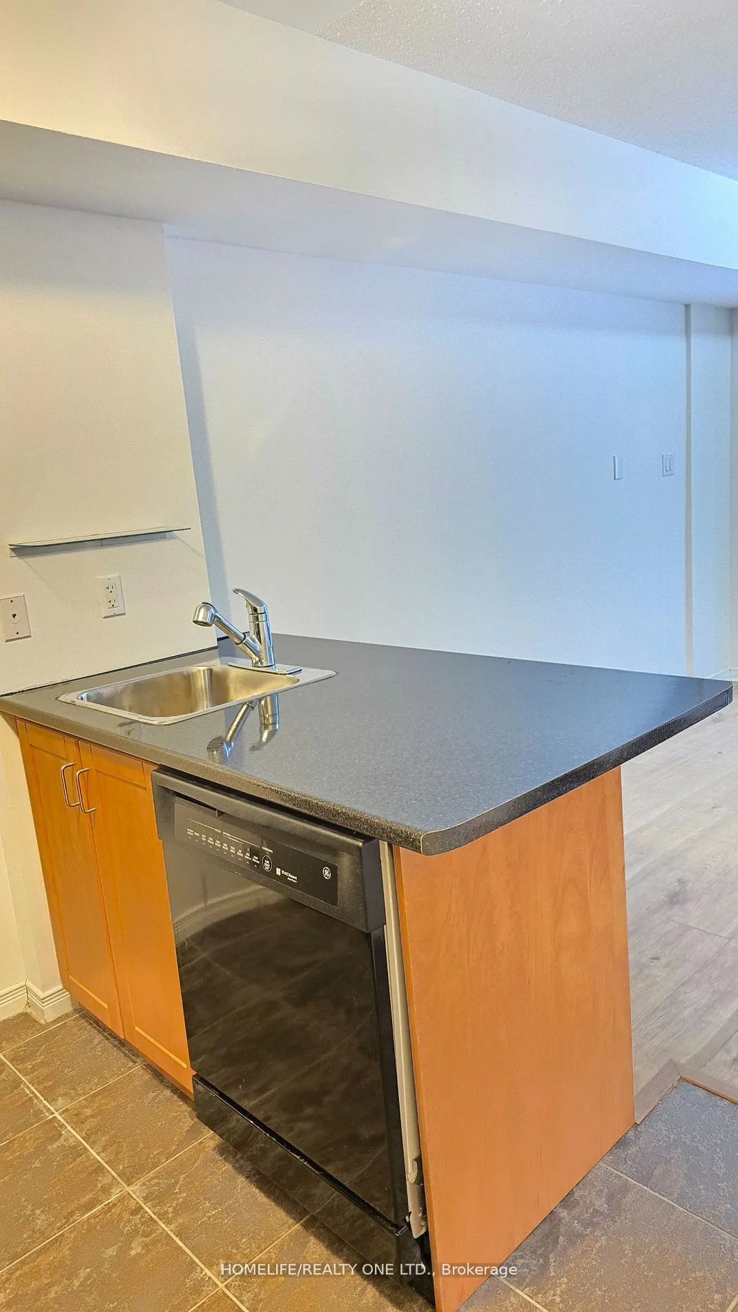 21 Pirandello Street E, #1212