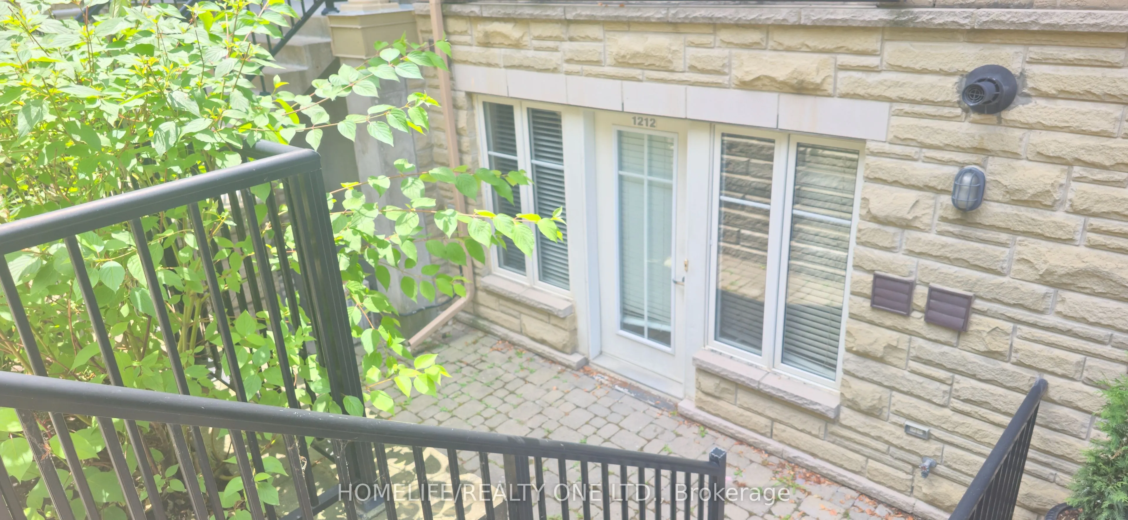 21 Pirandello Street E, #1212