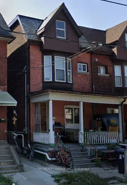 562 Bathurst Street