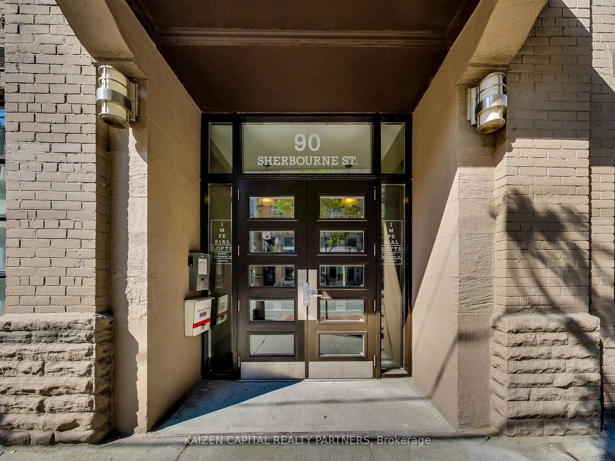 90 Sherbourne Street, #103