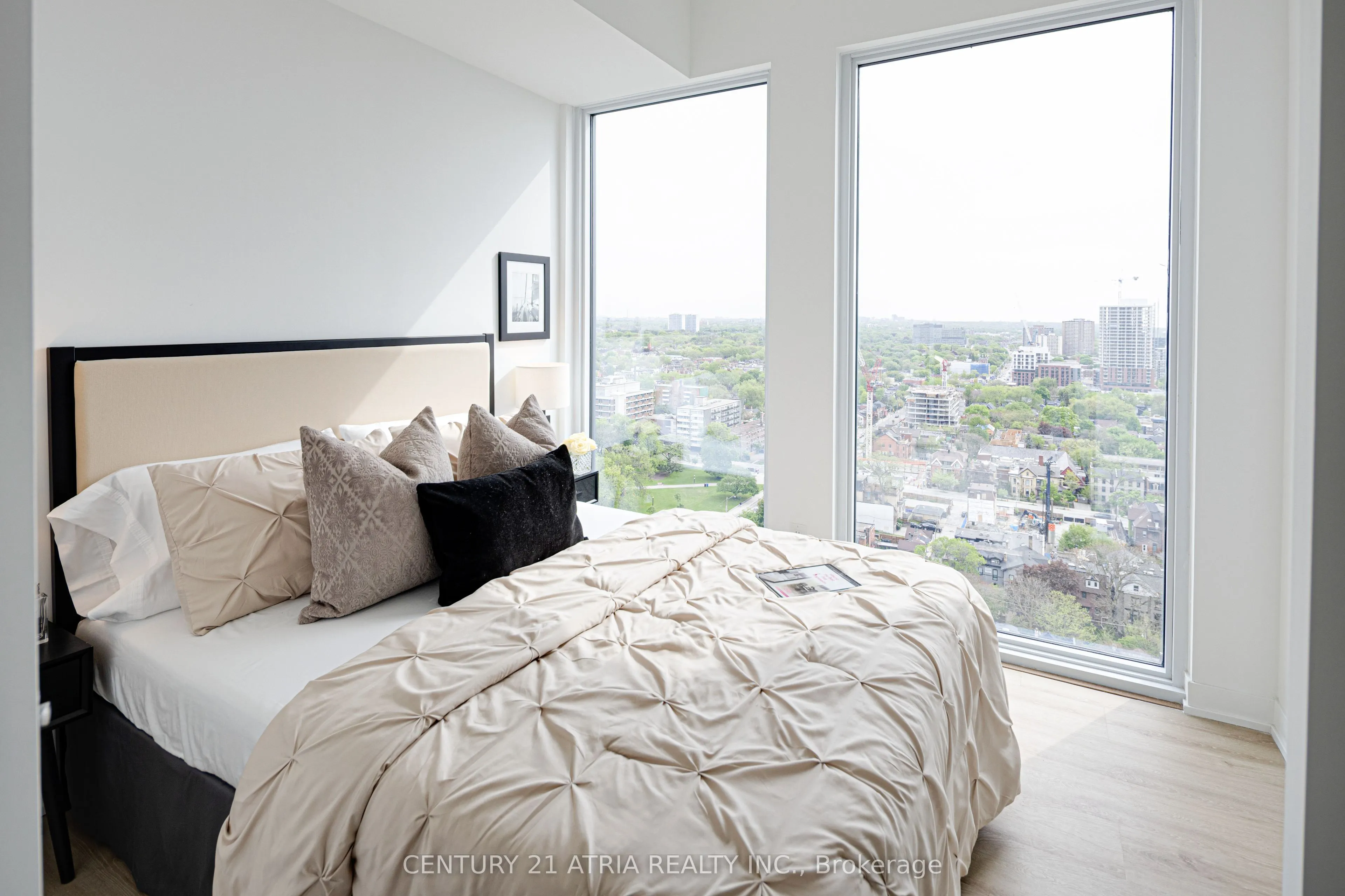 319 Jarvis Street, #2515