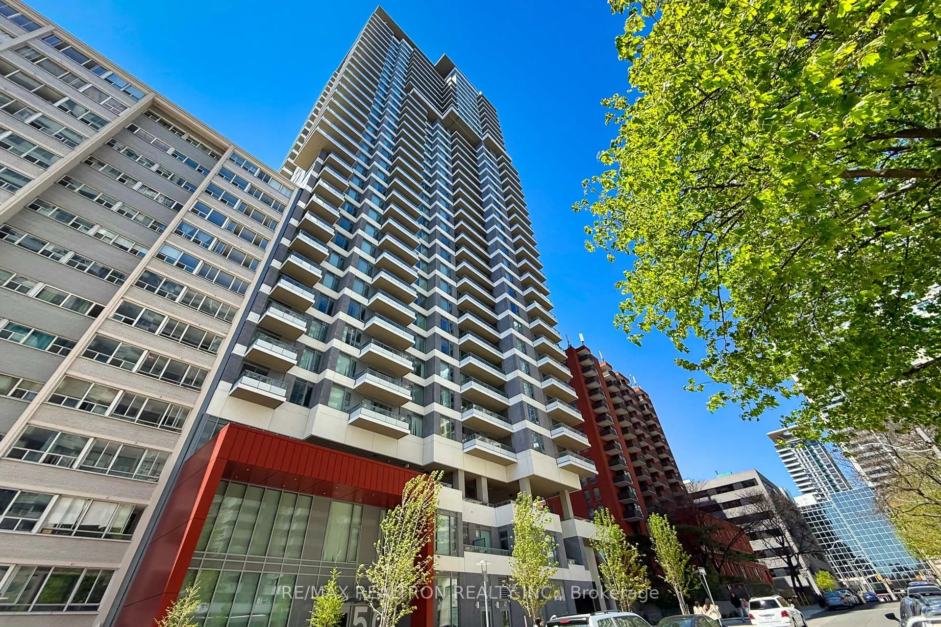 50 Dunfield Avenue #1917