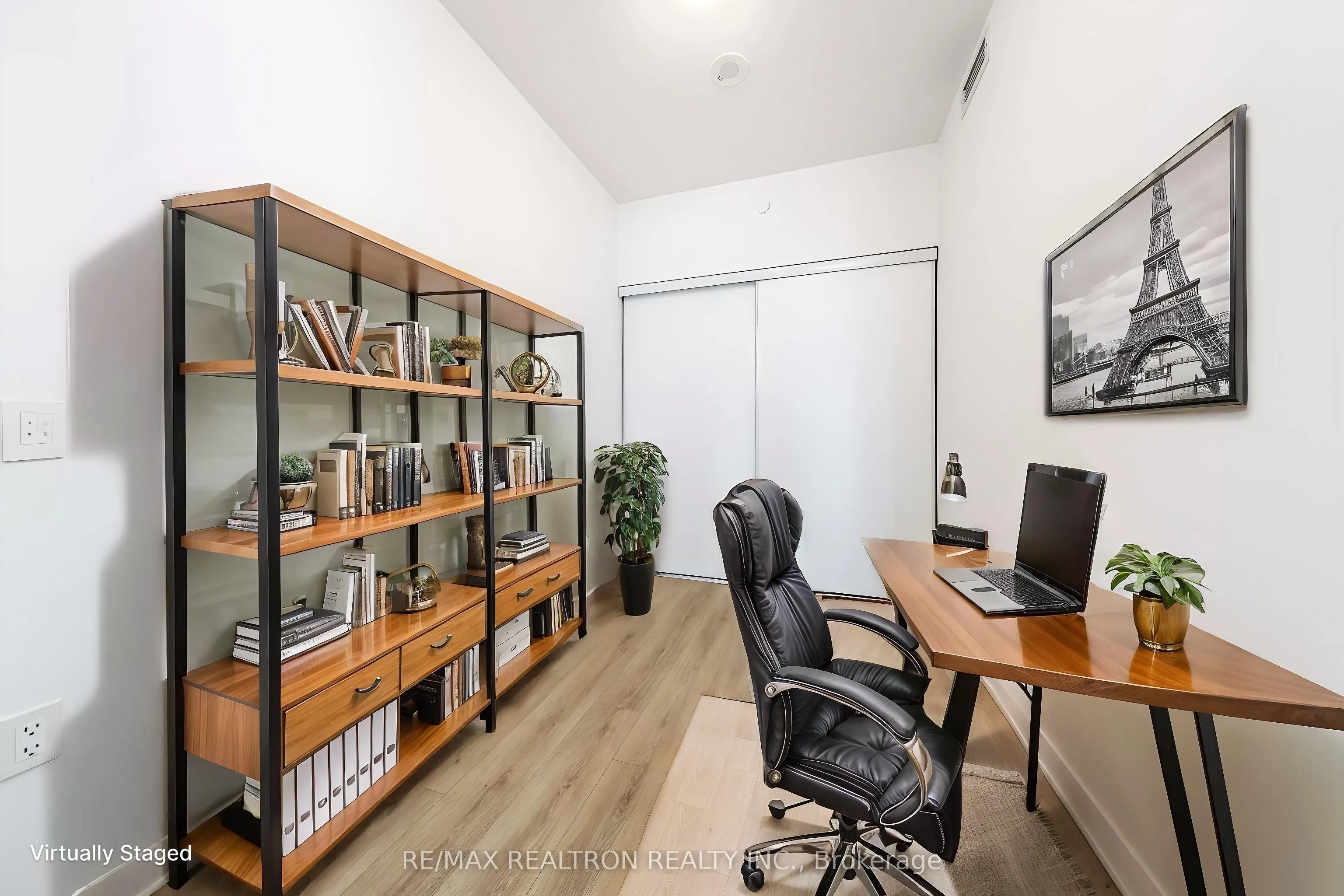 50 Dunfield Avenue #1917