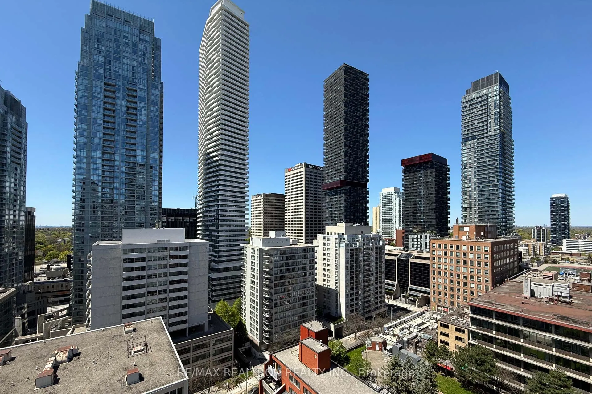 50 Dunfield Avenue #1917