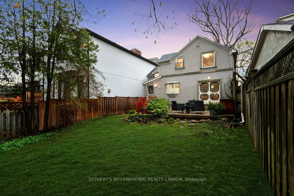 180 Moore Avenue