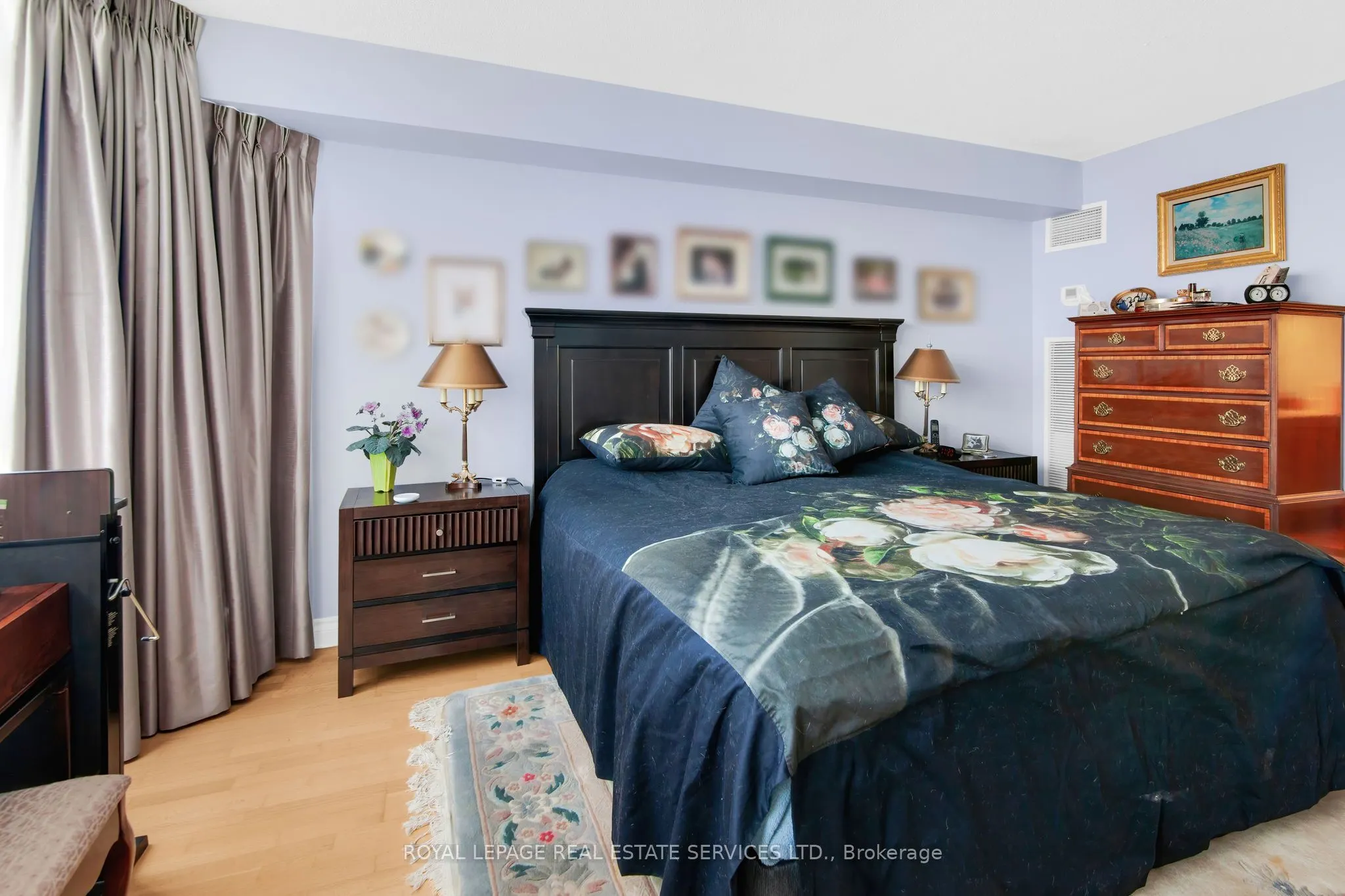 130 Carlton Street, #609