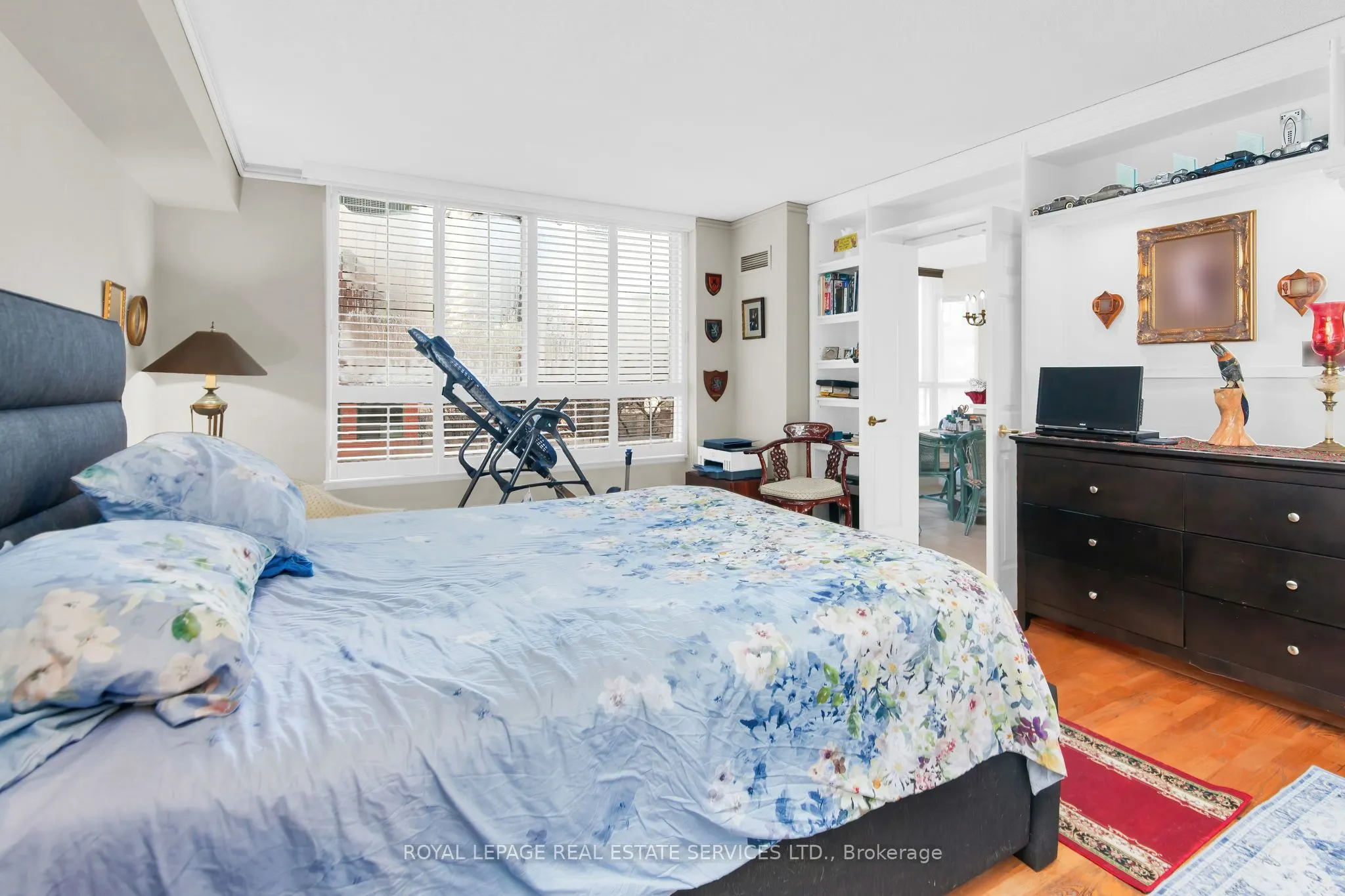 130 Carlton Street, #609