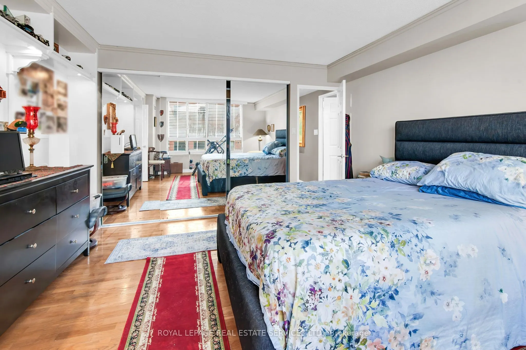 130 Carlton Street, #609