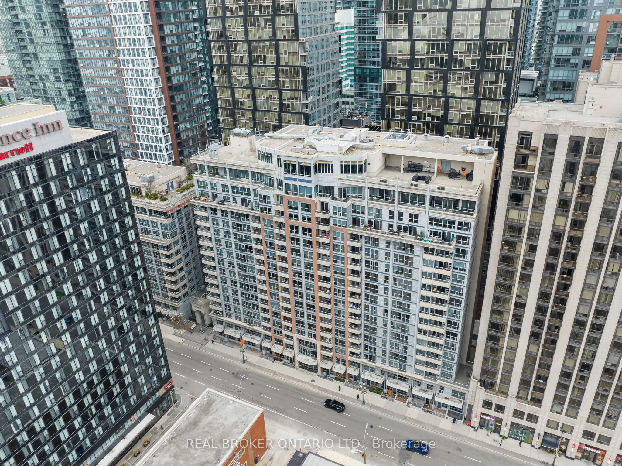 250 Wellington Street, #1227
