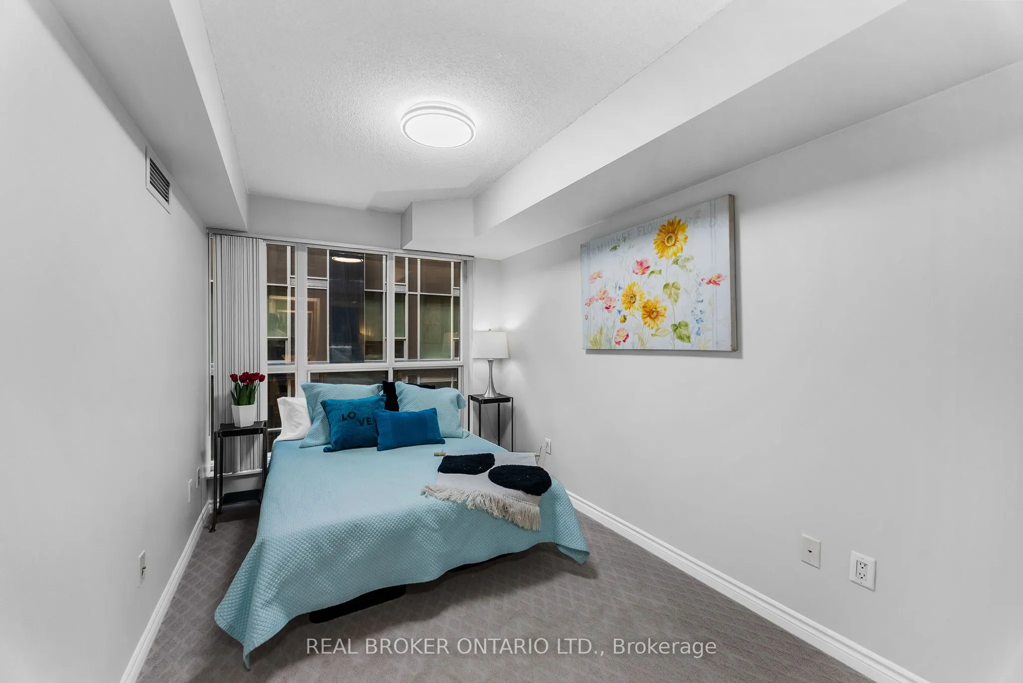 250 Wellington Street, #1227