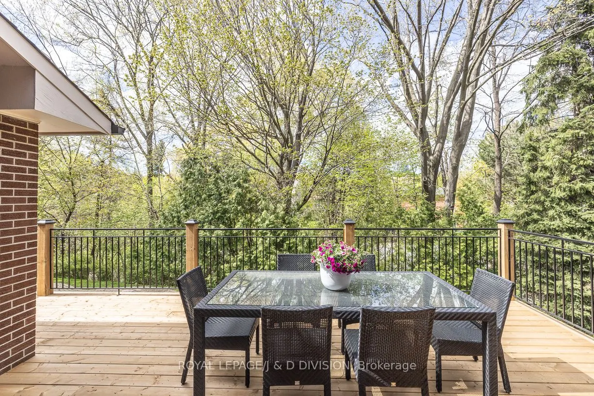16 Bobwhite Crescent