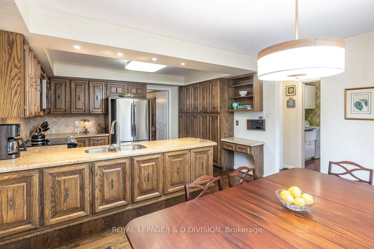 16 Bobwhite Crescent