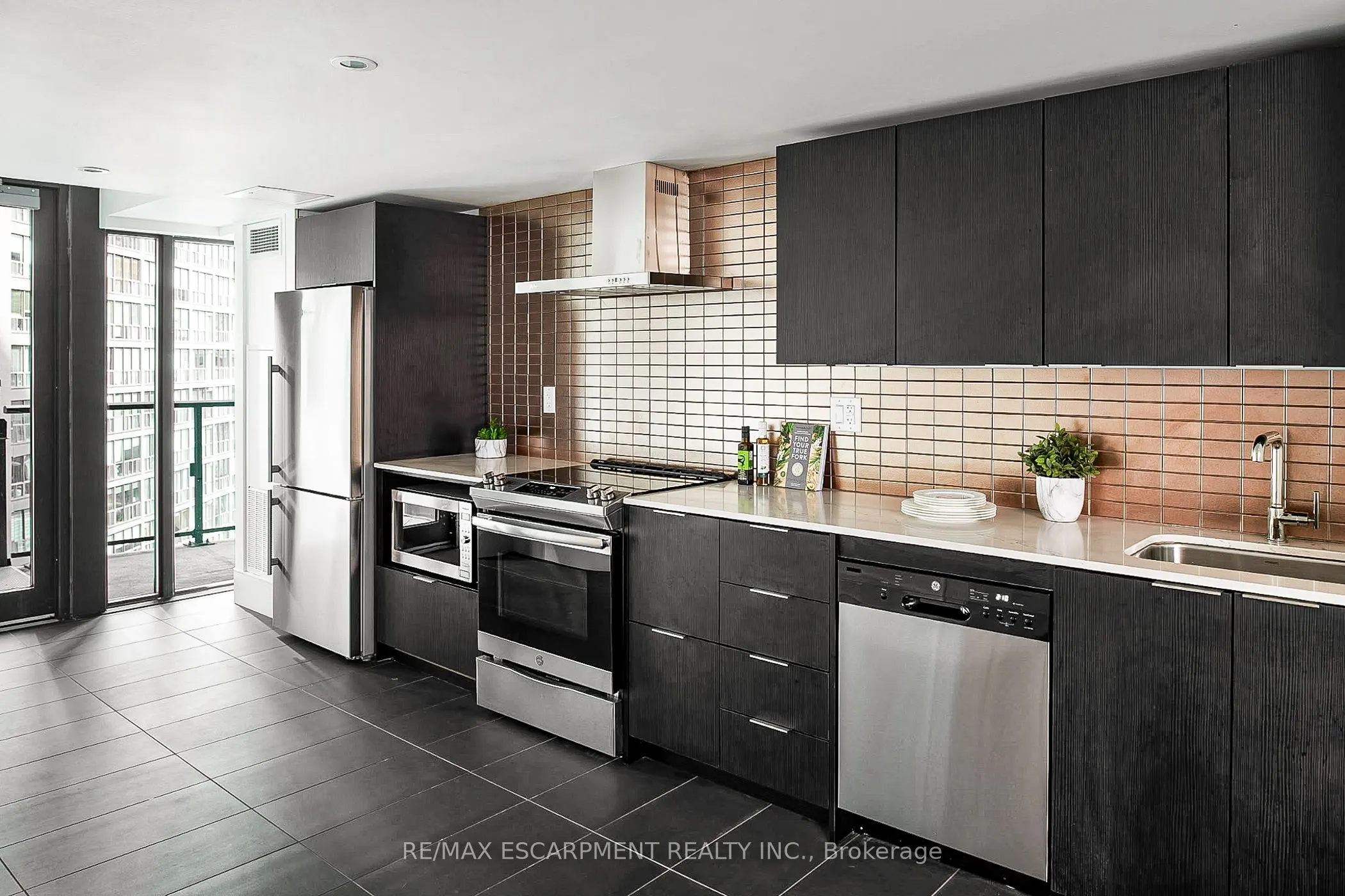 955 BAY Street #1809