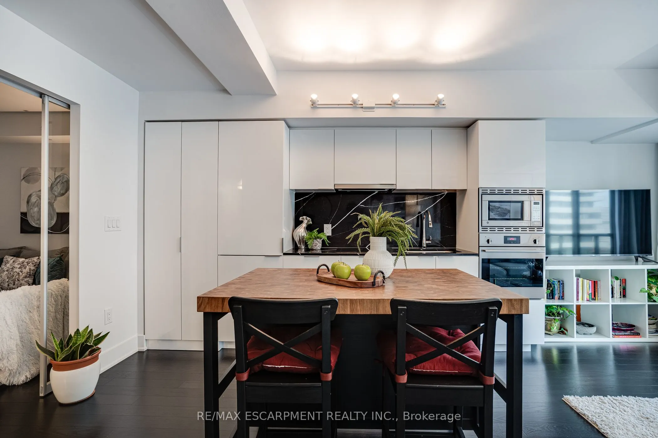 955 BAY Street #1809