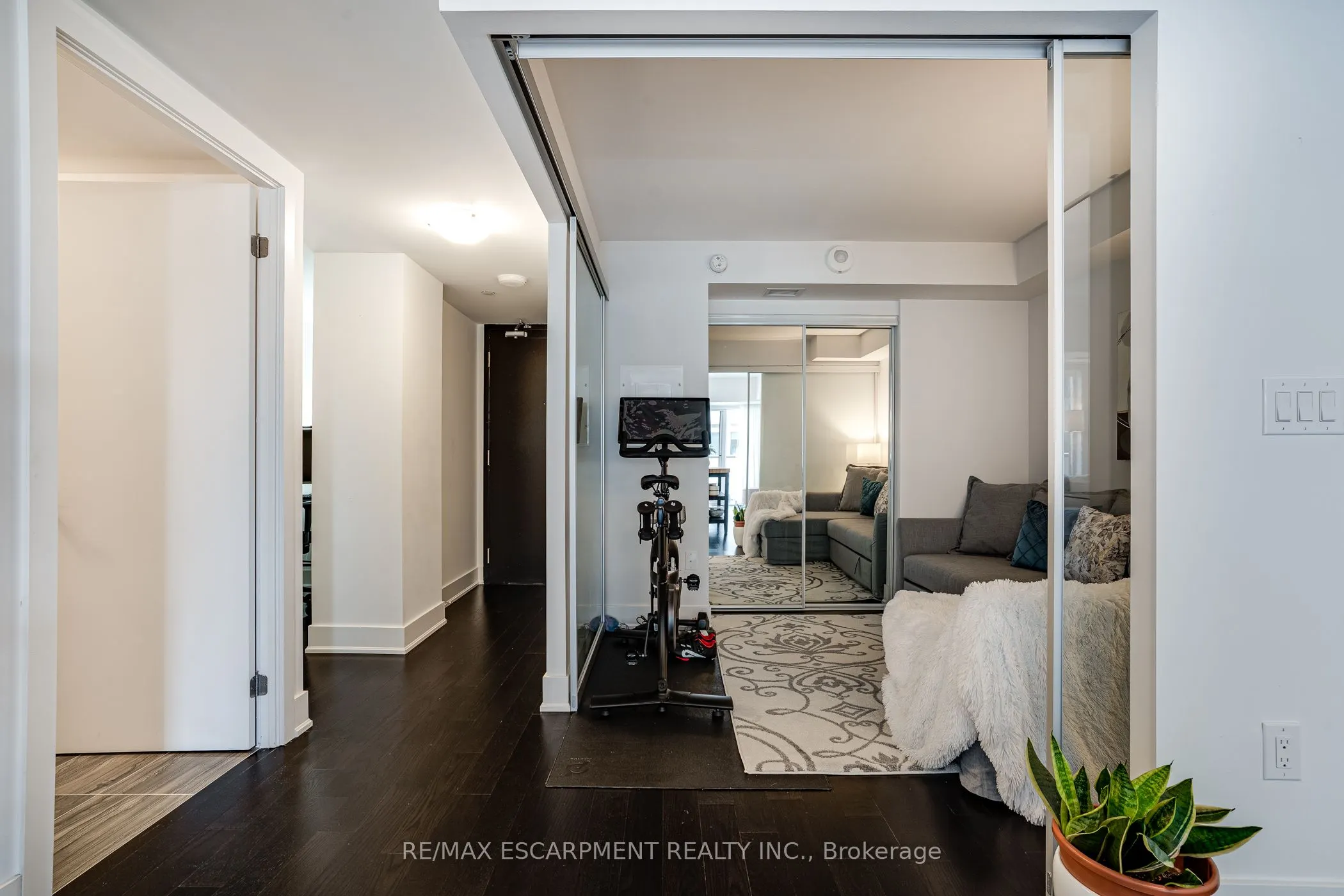 955 BAY Street #1809