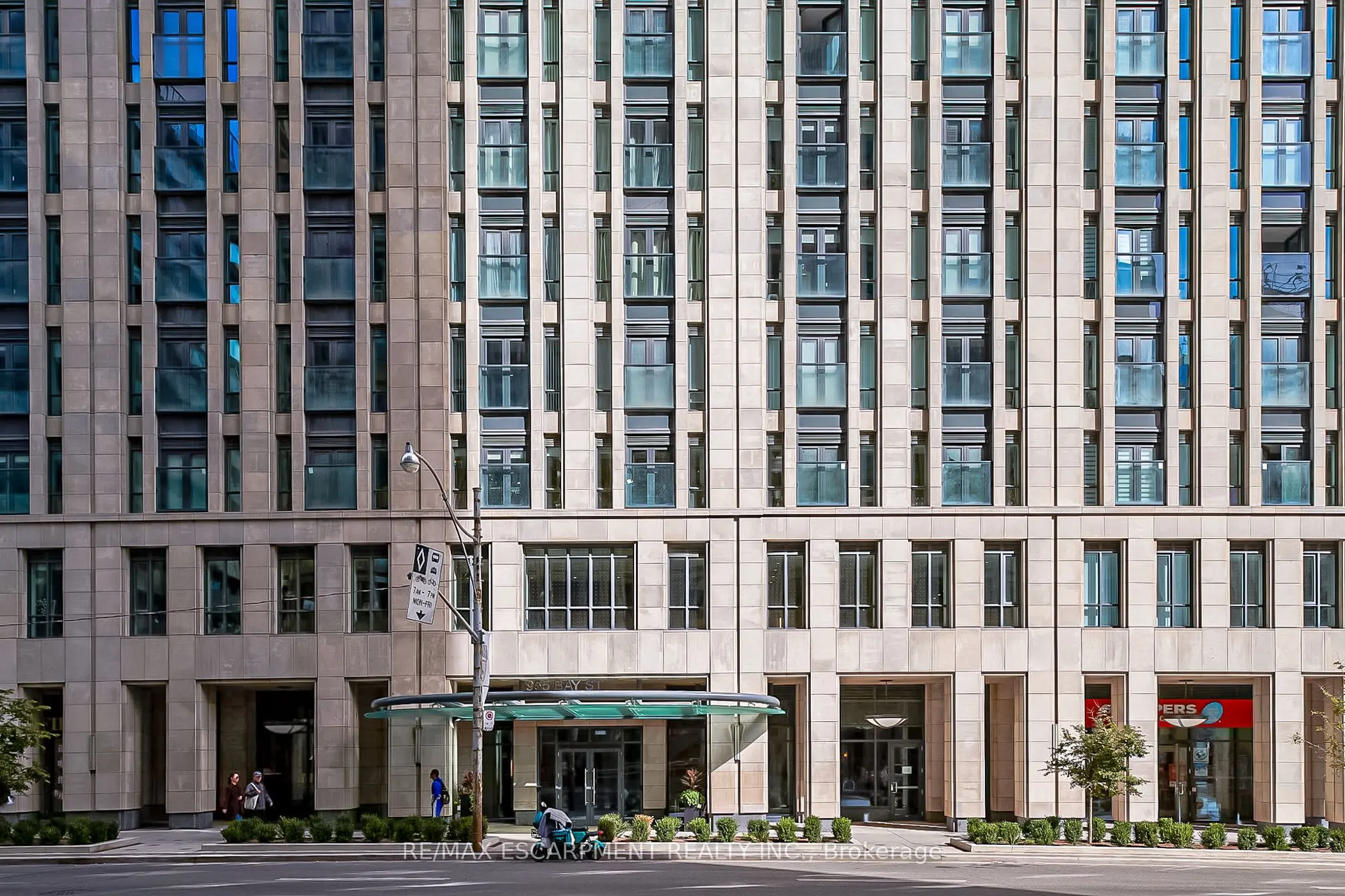 955 BAY Street #1809