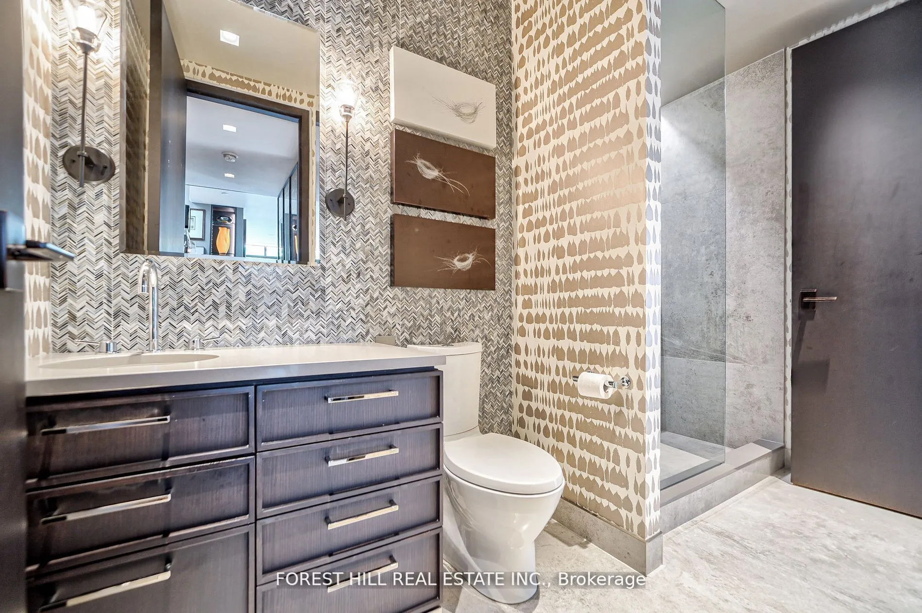 377 Madison Avenue, #706