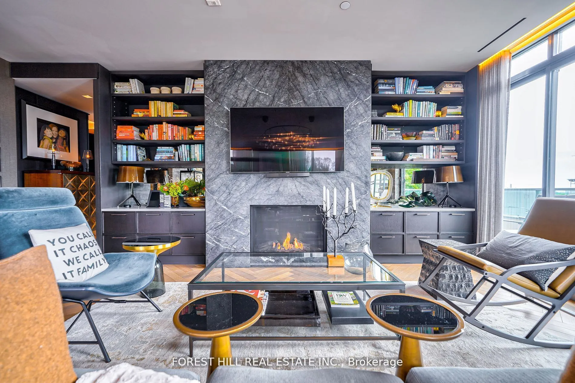 377 Madison Avenue, #706