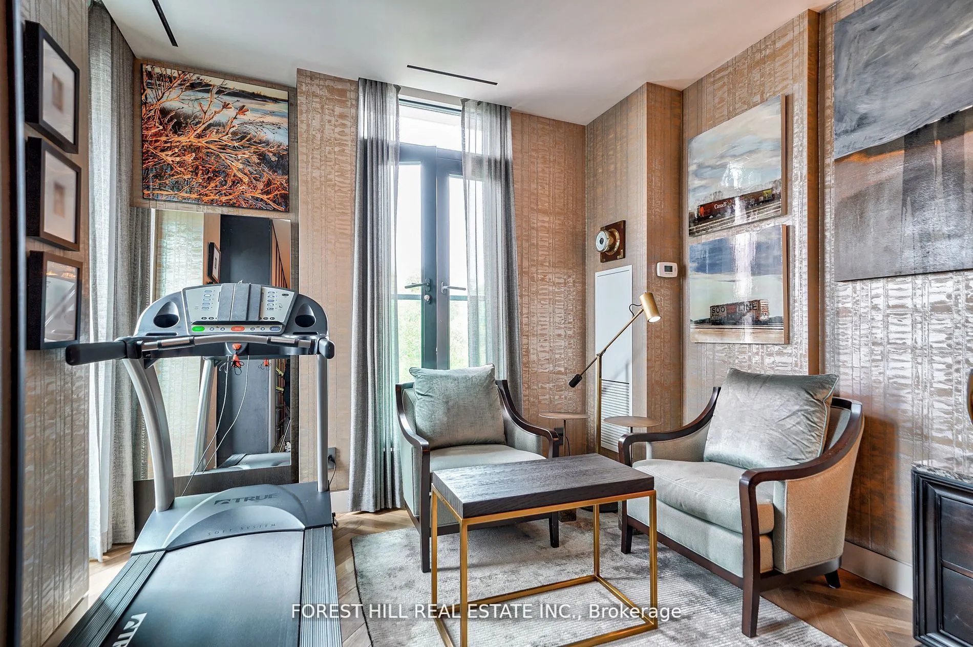 377 Madison Avenue, #706