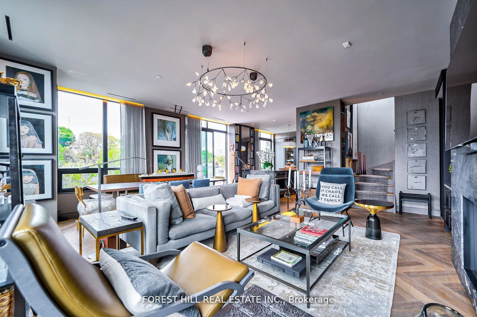 377 Madison Avenue, #706