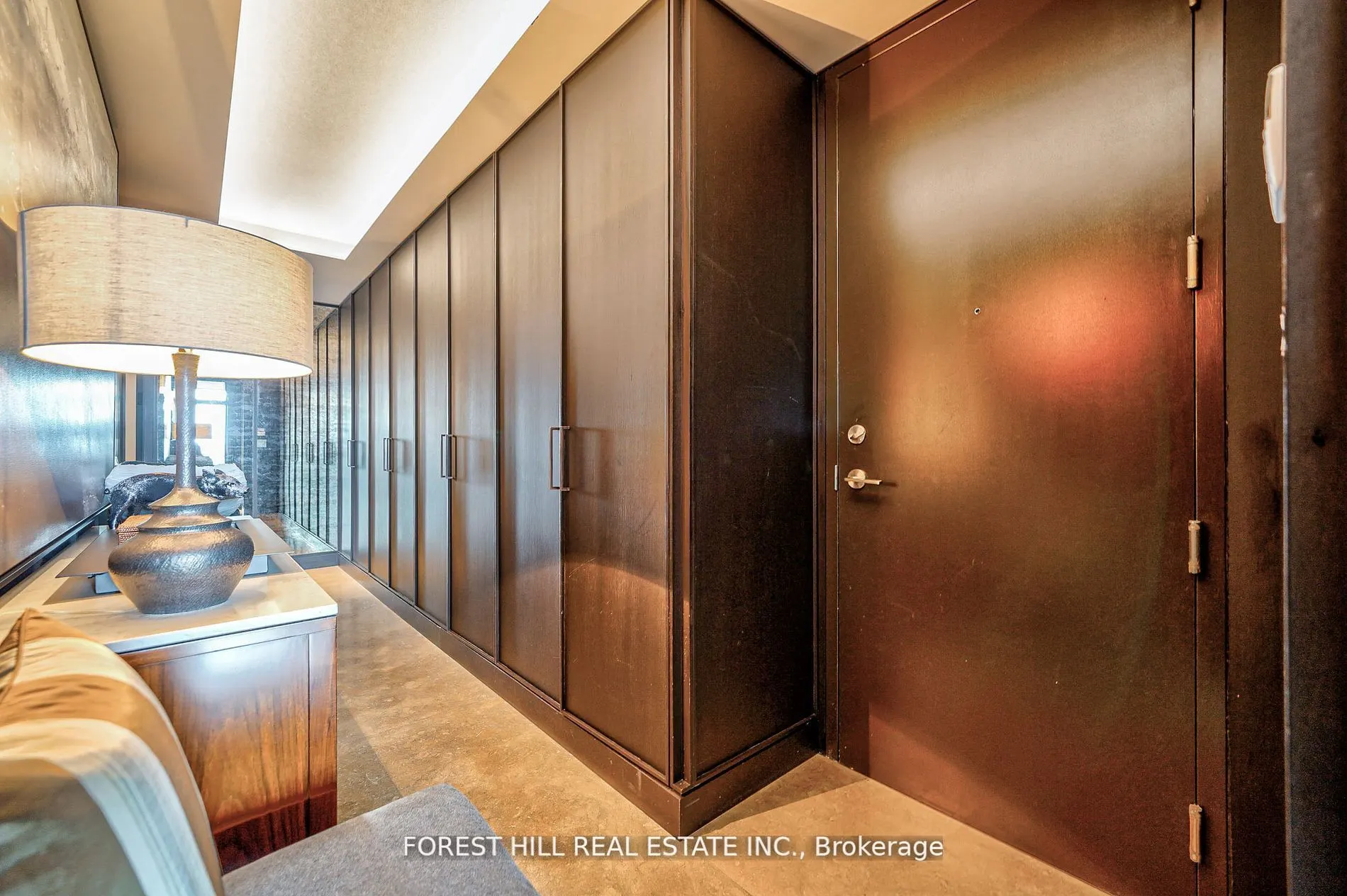 377 Madison Avenue, #706