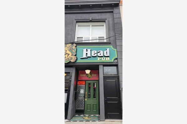 1042 St Clair Avenue W