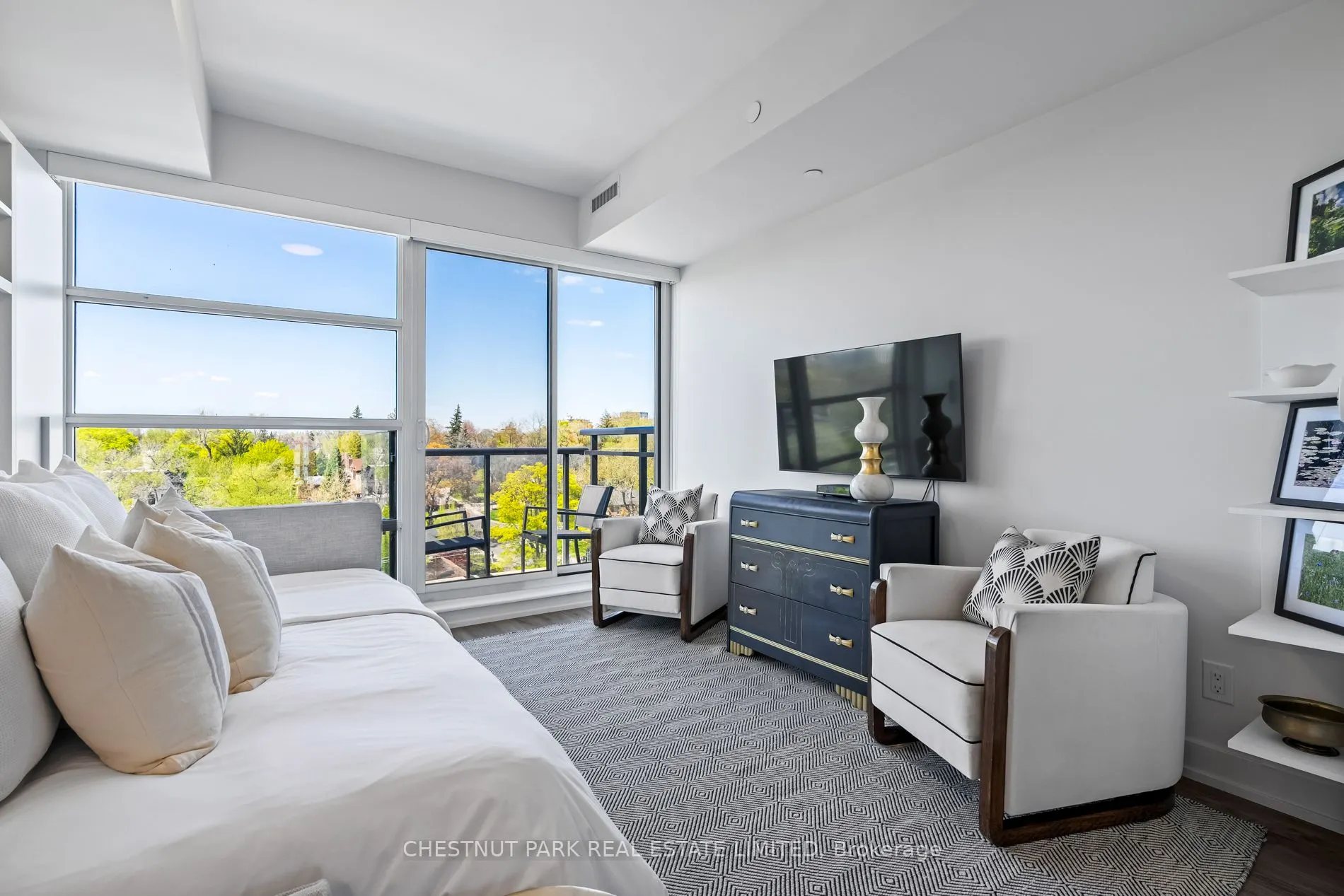 170 Chiltern Hill Road, #805