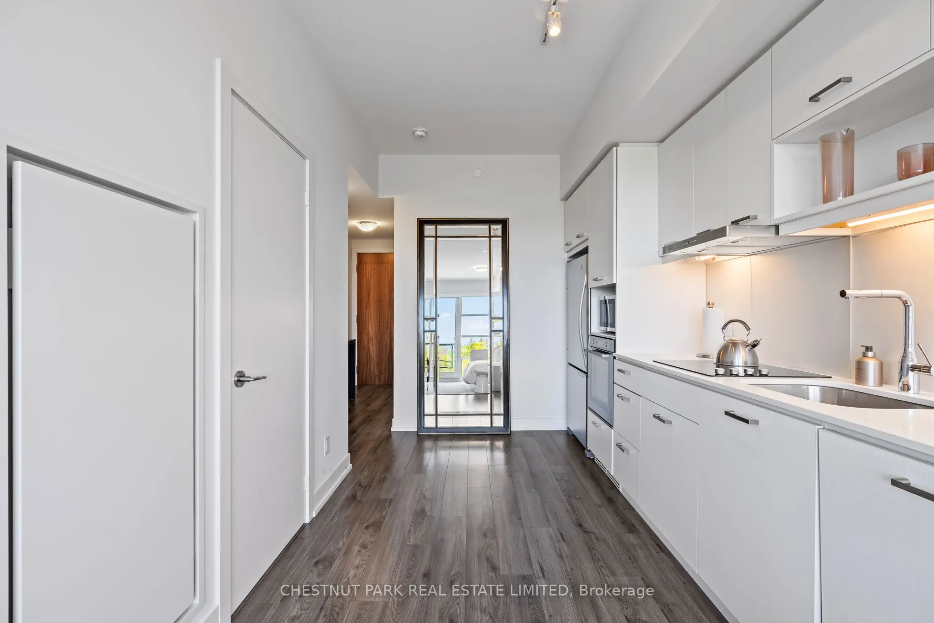 170 Chiltern Hill Road, #805