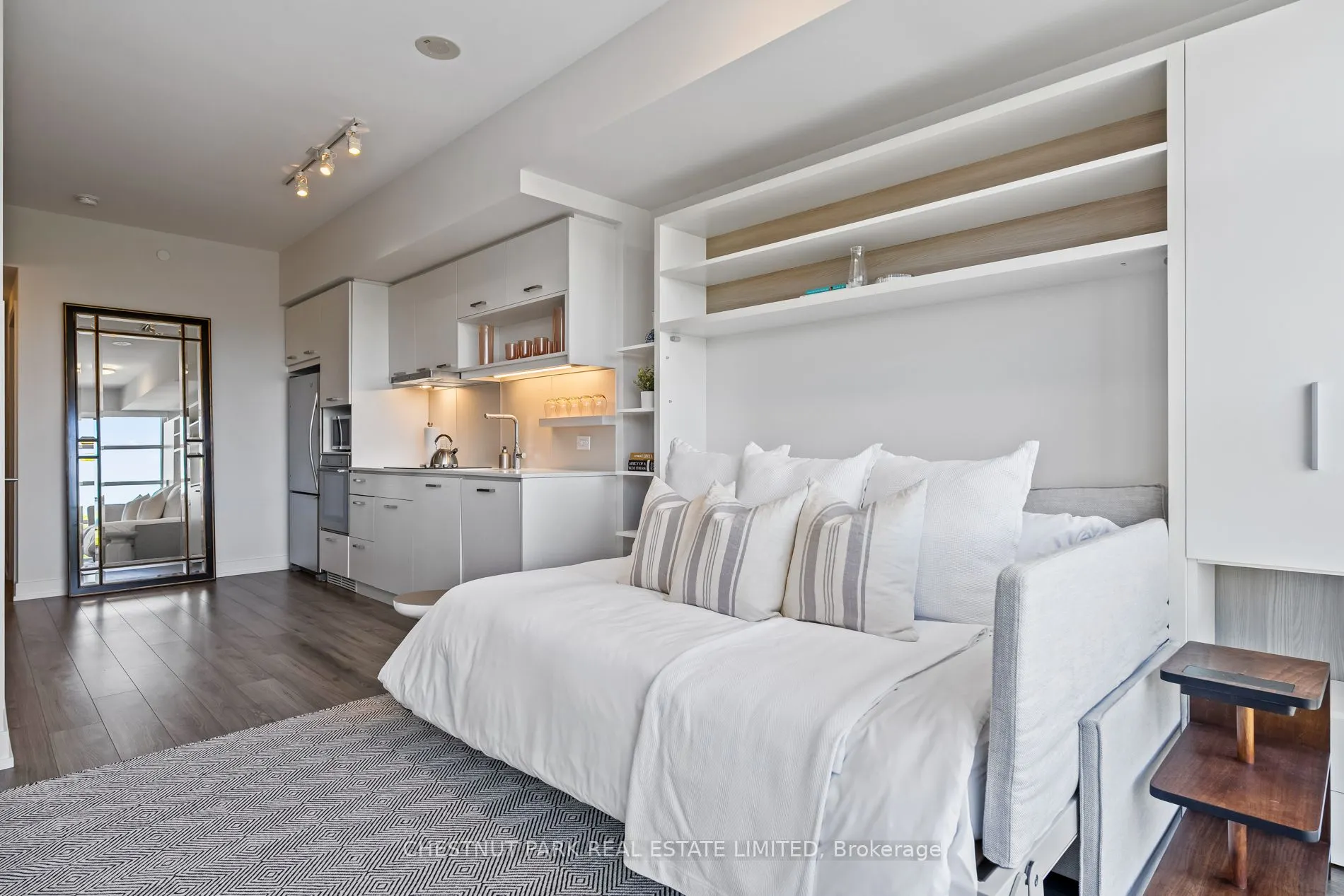 170 Chiltern Hill Road, #805