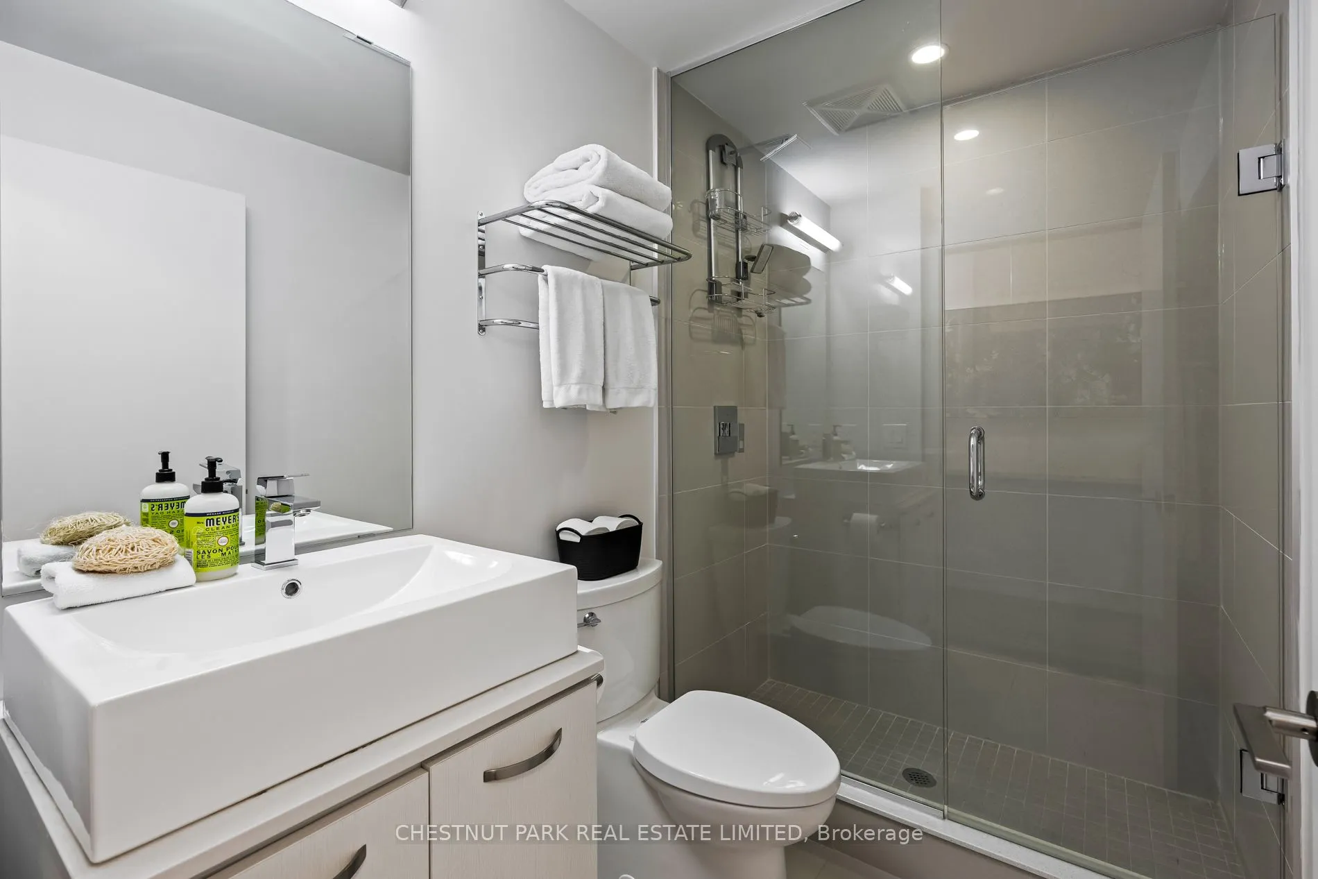 170 Chiltern Hill Road, #805