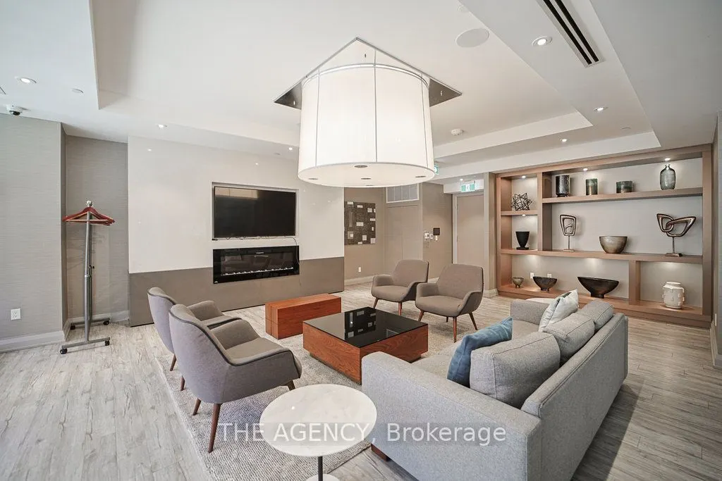 50 Wellesley Street E #1109
