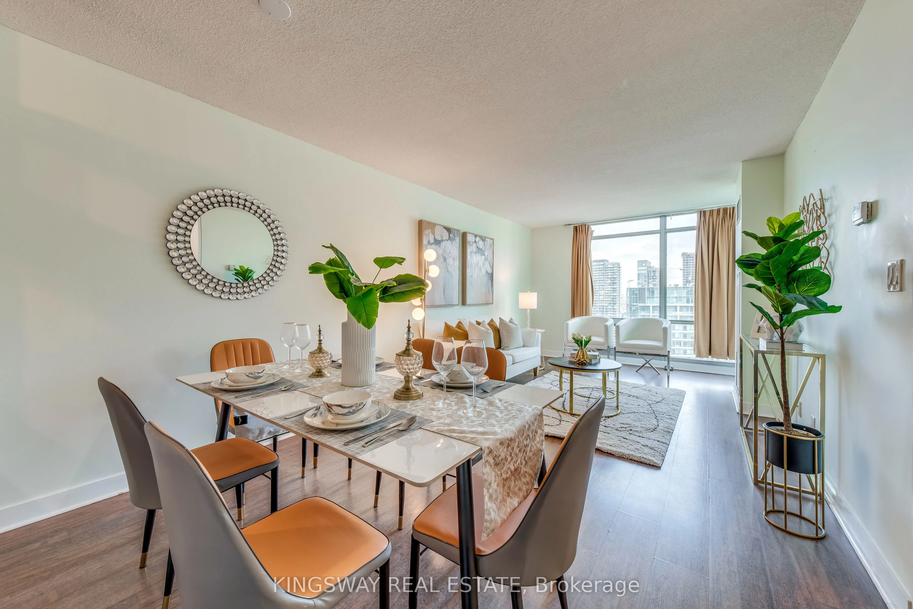 81 Navy Wharf Court #3511