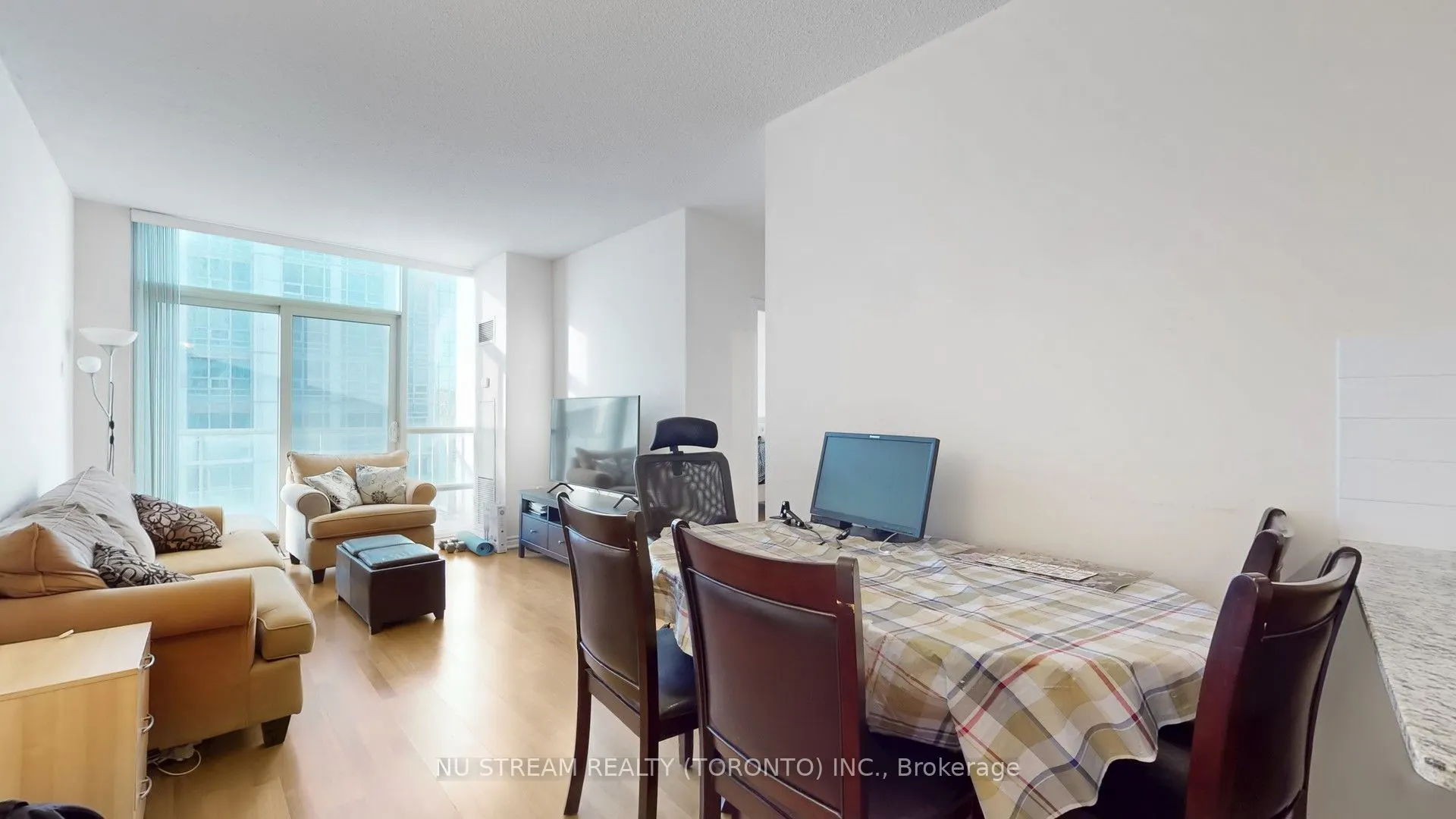 761 Bay Street #3101