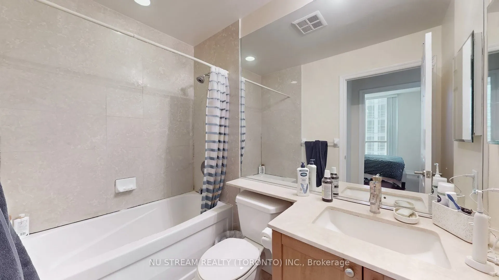 761 Bay Street #3101