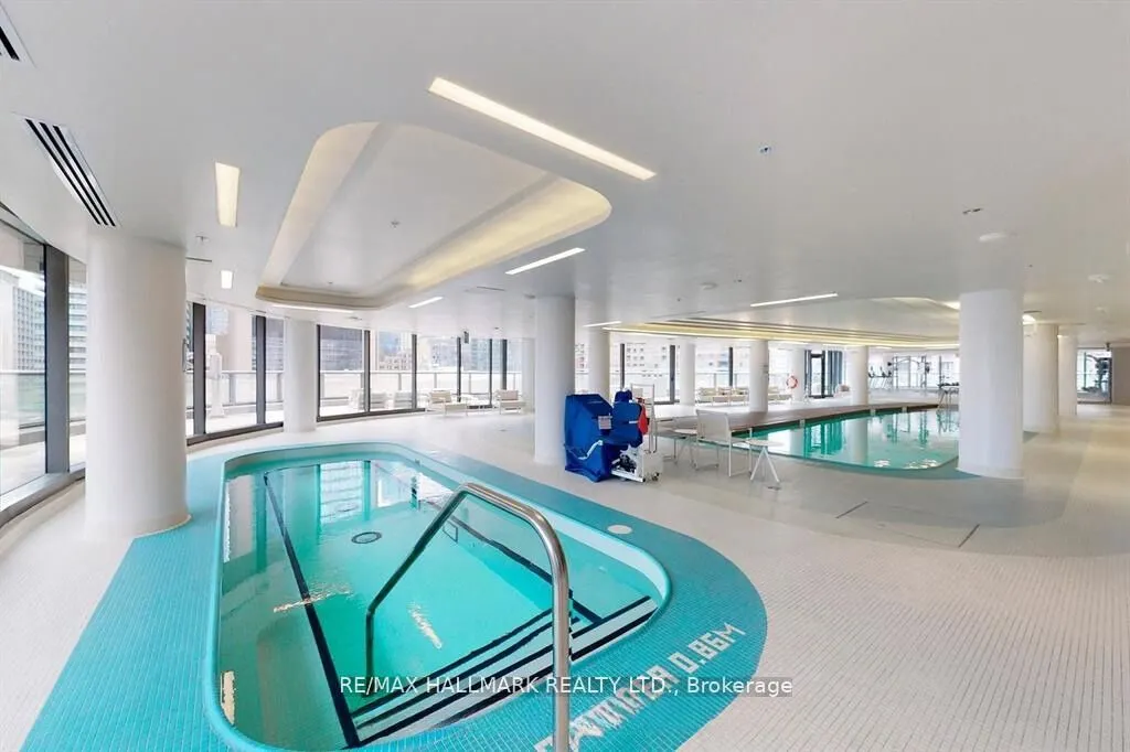 11 Wellesley Street W, #3909