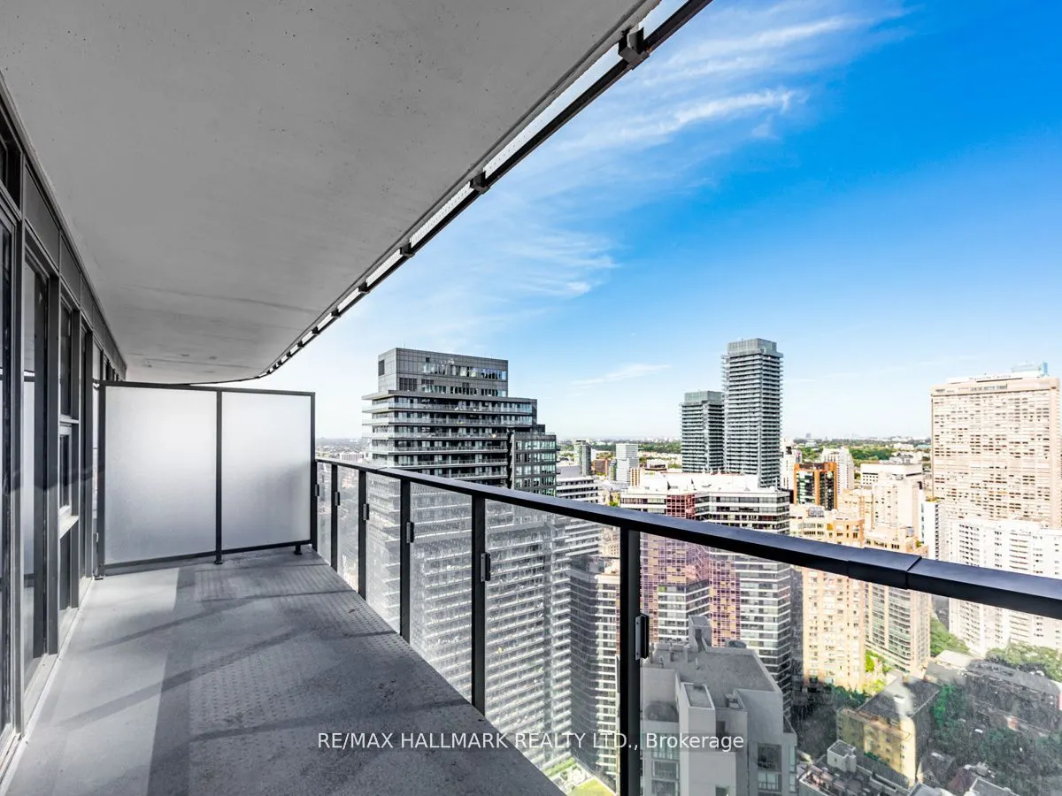 11 Wellesley Street W, #3909