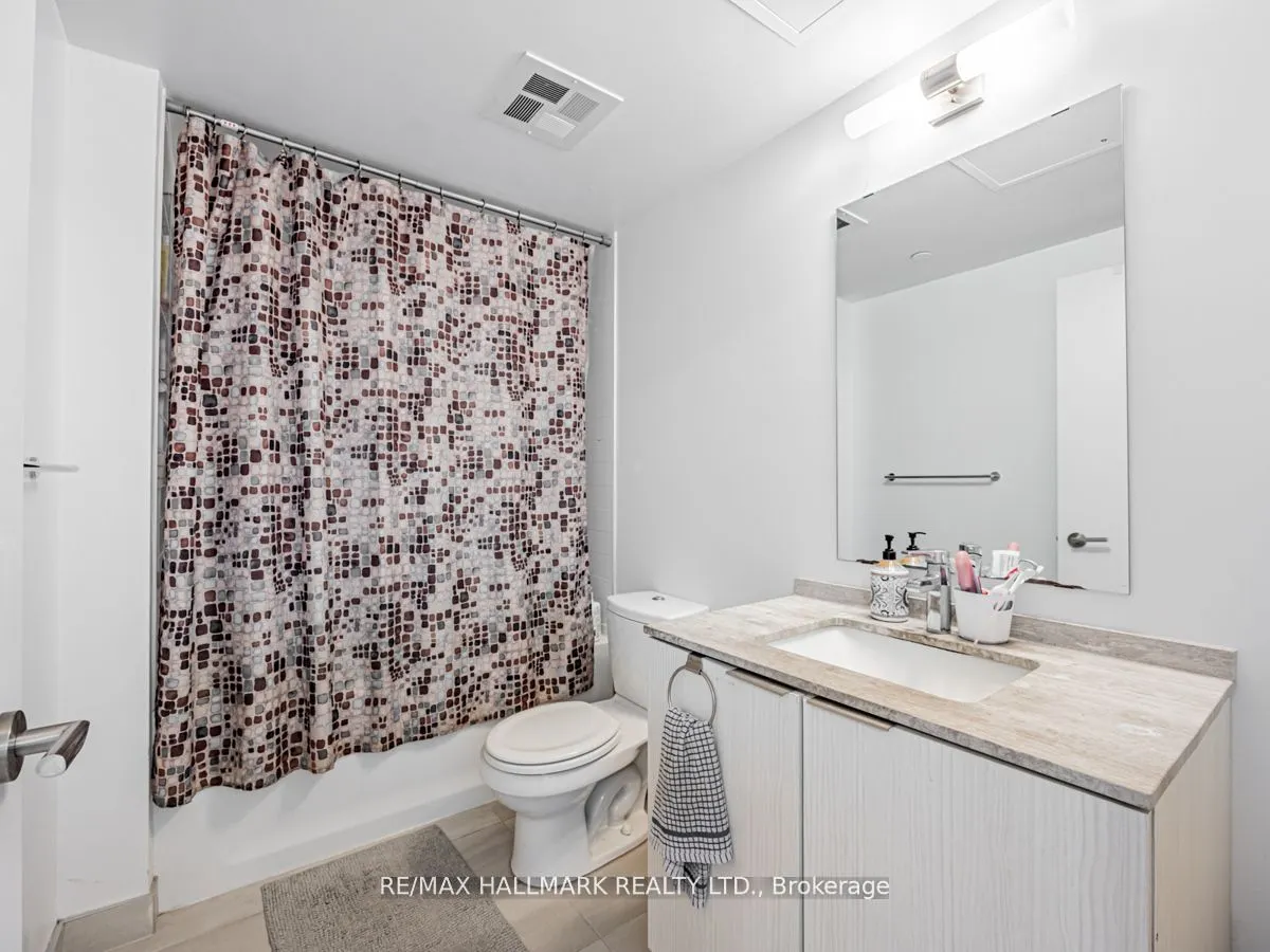 11 Wellesley Street W, #3909