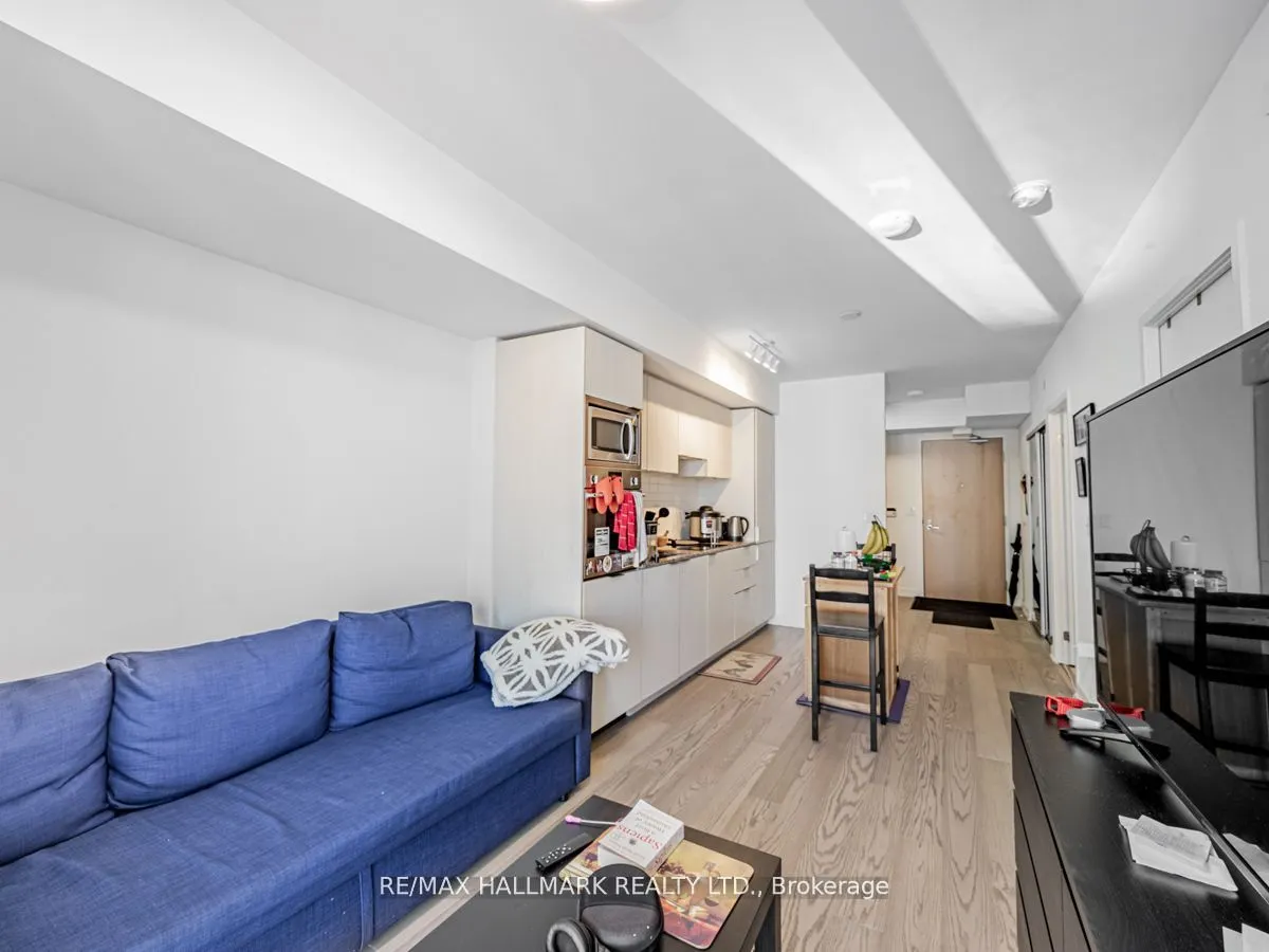 11 Wellesley Street W, #3909