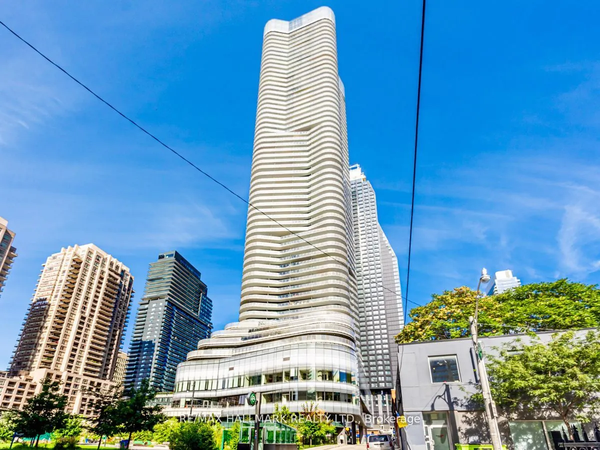 11 Wellesley Street W, #3909