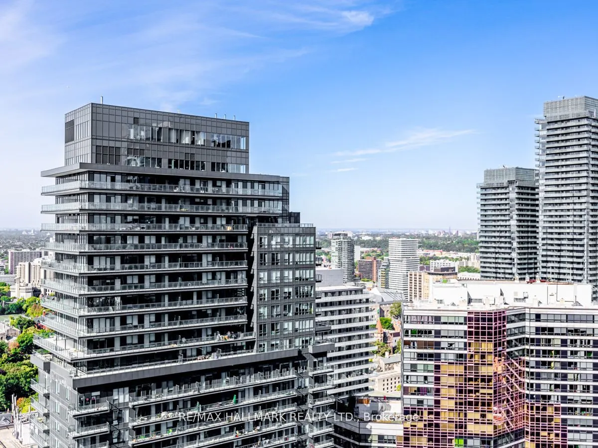 11 Wellesley Street W, #3909