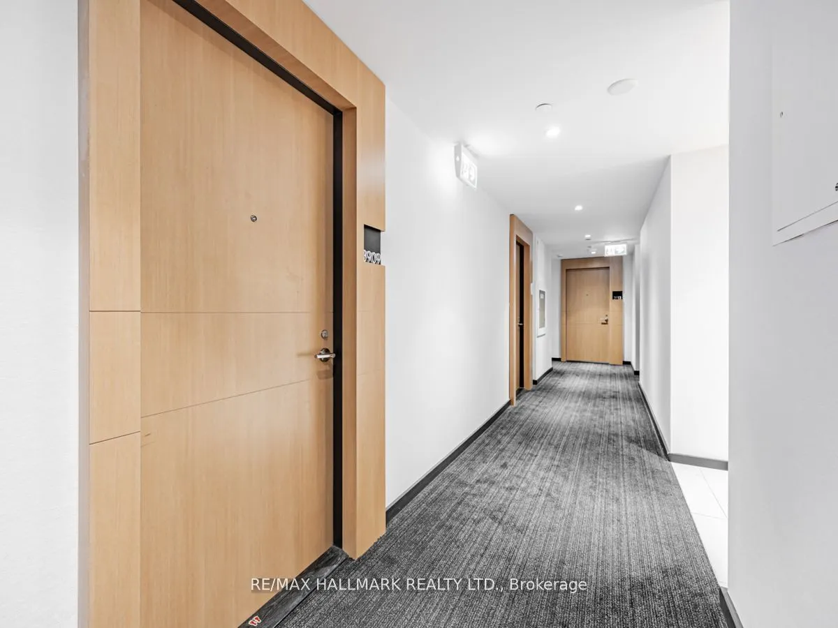 11 Wellesley Street W, #3909
