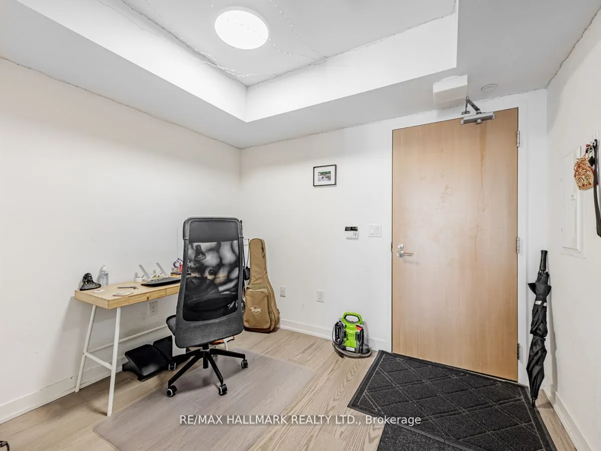 11 Wellesley Street W, #3909